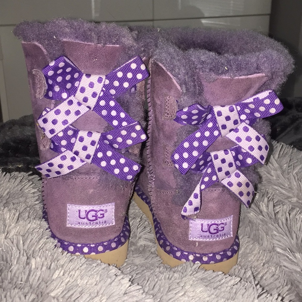 UGGS purple Bailey bows size kids 13
